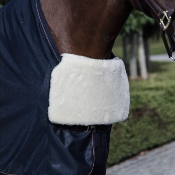 Sellerie - Horse bib protection poitrail mouton kentucky - Accessoires de couvertures